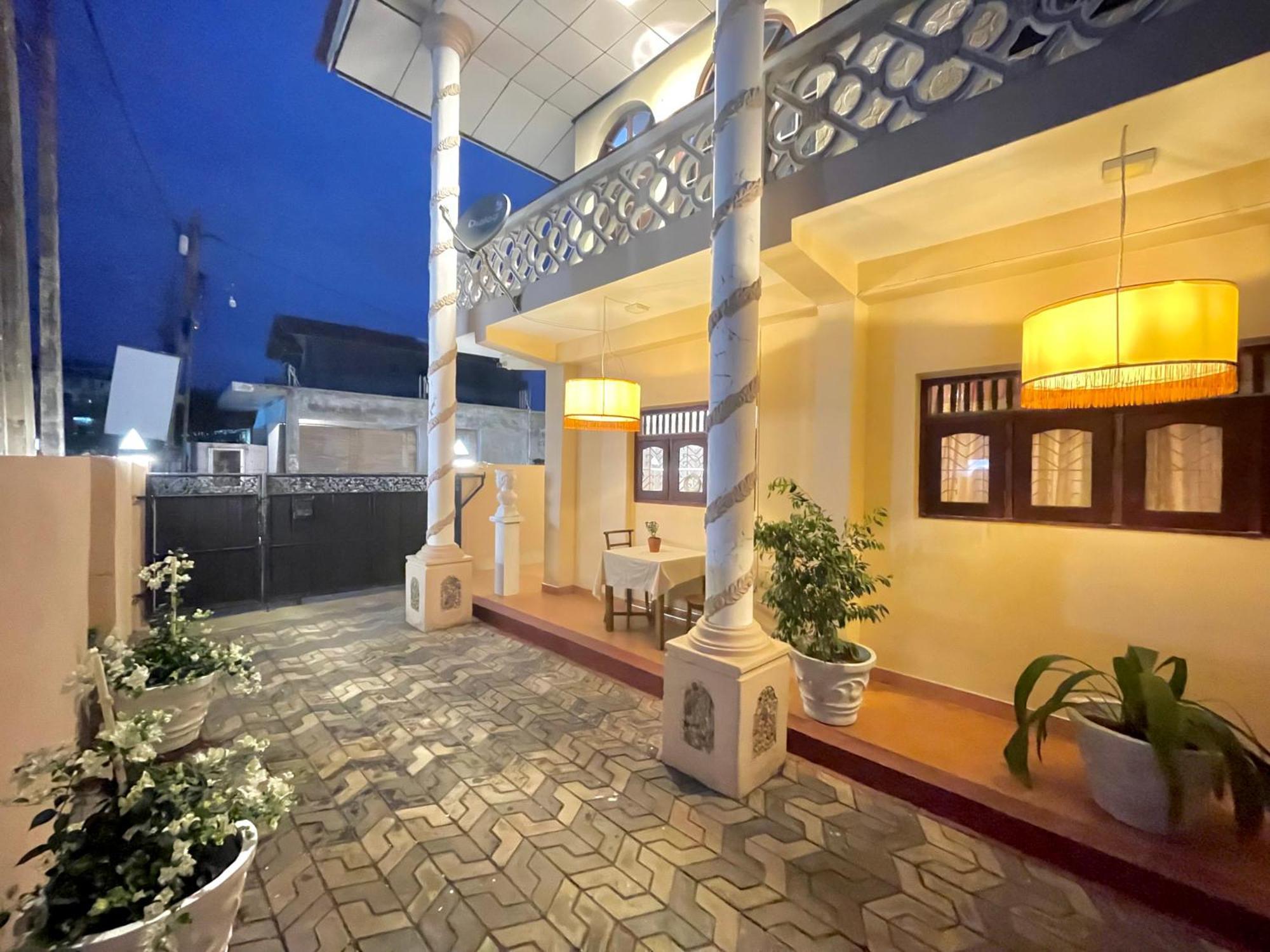 Rivinson Hotel Negombo Ngoại thất bức ảnh